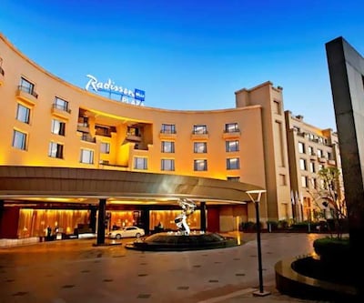 Radisson Blu Plaza Delhi Airport